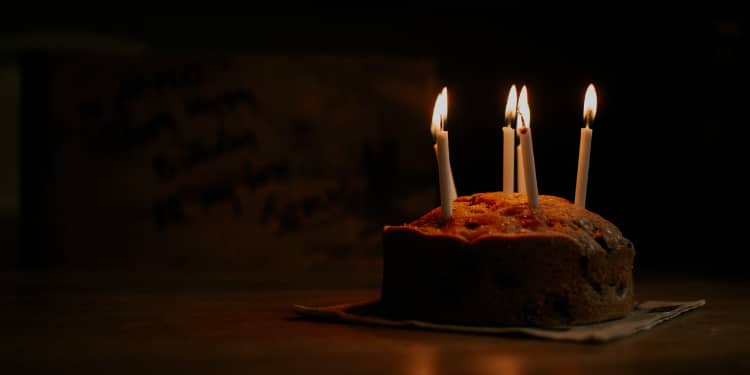 Birthday Depression: How to Cope With the Birthday Blues