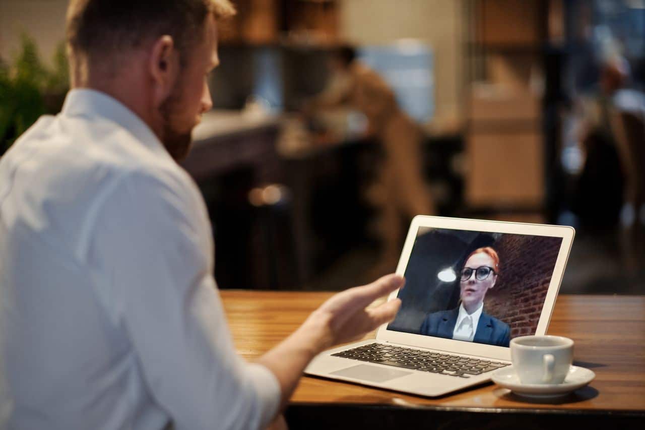 therapy session using online therapy software